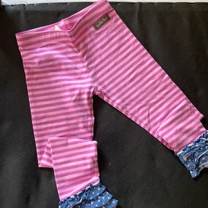 Matilda Jane leggings. Size 6.